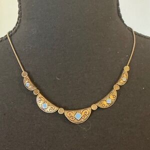 Vintage‎ Art Deco gold tone blue stone etched adjustable necklace